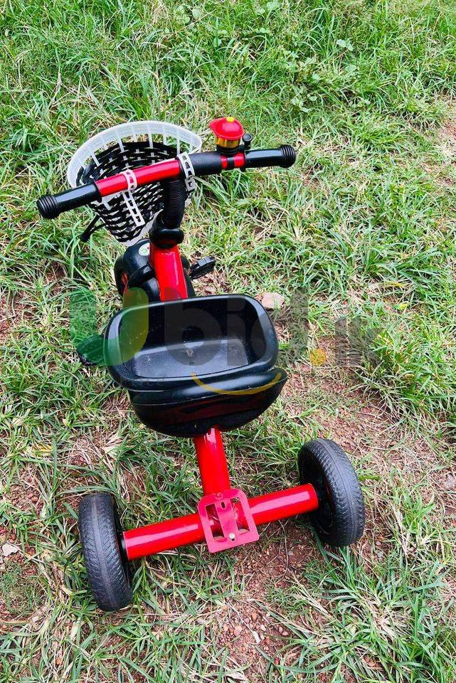 Tricycle