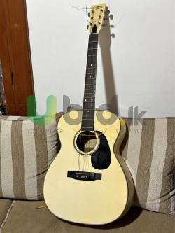  K Country Acoustic Guita